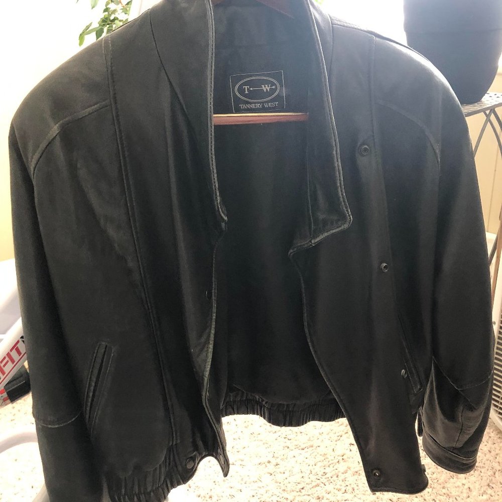 LADIES LEATHER SUPER SOFT BOMBER JACKET GREAT CONDITION!